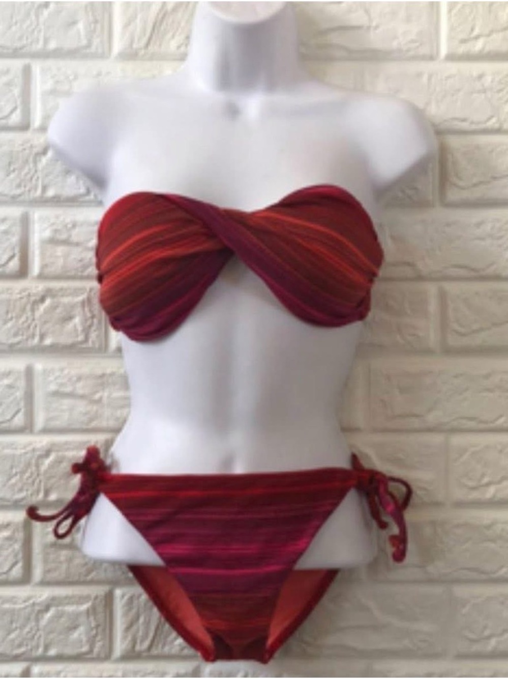 ❤️ NEW Hurley Bikini – Extra Small – Red Bandeau Style